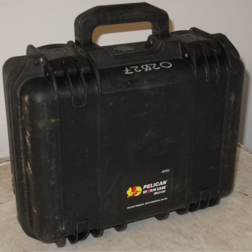 Hardigg Pelican Storm iM2100 Case 14x11x6 OD 13x9x6 ID Watertight Hard Box Black