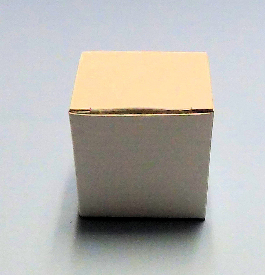 Pack of 80 White Lightweight Product Box 2-3/16″” x 1-7/8″ x 2-3/16″