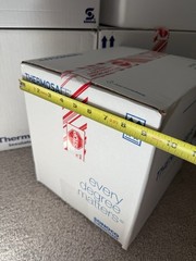 NEW THERMOSAFE Insulated Shipper Container Styrofoam COOLER 8X6X9 inside