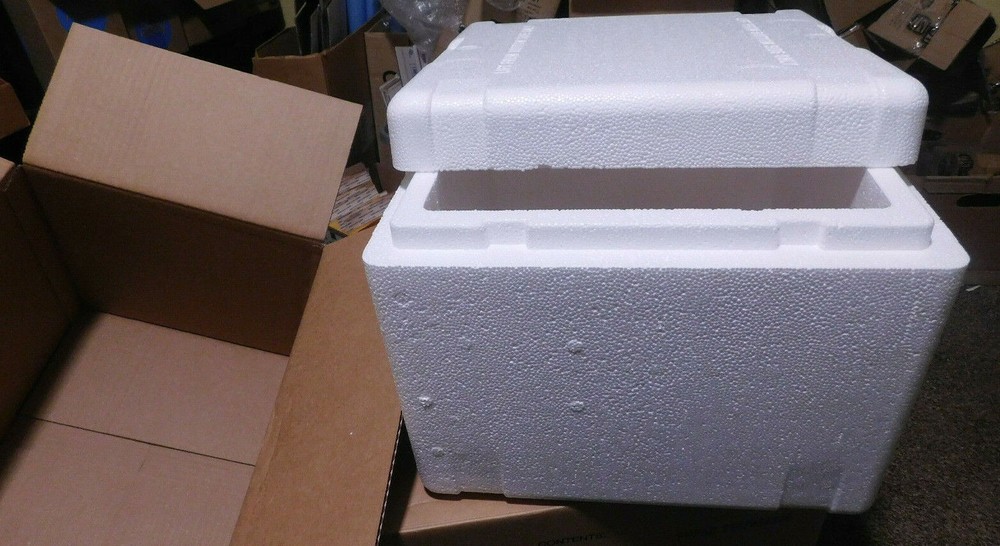 INSULATED STYROFOAM SHIPPING BOX COOLER – OUT 17X 17 X 17, IN 12.5 X 12.5 X 12.5
