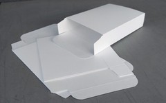 Universal Individual White Cardboard Boxes Packaging Gift Approx 7x5x1 Brand New