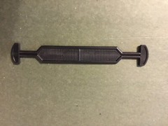 (100) – 6.5″ Heavy-Duty Handle Black Plastic handle for box/white washer discs. 