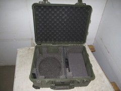Pelican Protector 1560 Case 23x18x11 OD 19x15x9 ID Wheels PullOut Handle Damaged