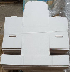 W15 – 5″ x 4″ x 2″ White Corrugated Shipping Mailer Packing Box Boxes 50/bundle