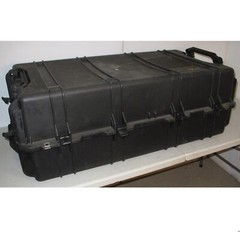 Pelican Case Protector 1780 45x25x16 OD 41x21x14 ID Wheels and Handle Black