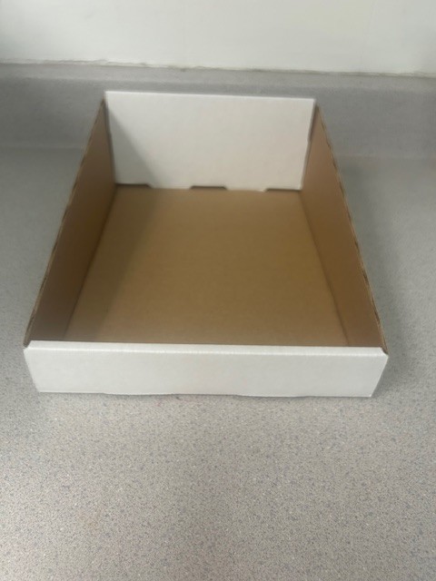 CORRUGATED CARDBOARD DISPLAY TRAY, WHITE, 9″ x 12″ , (30 PACK)