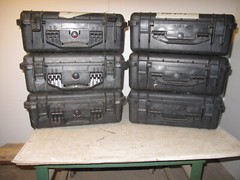 Pelican Protector 1520 Case 19x15x7 OD 17x12x6 ID Weathertight Hard case Damaged