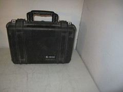 Pelican Protector 1500 Case 19x14x7 OD 16x10x6 ID Watertight Crushproof Hard Box