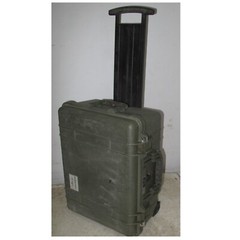 Pelican Protector 1560 Case 23x18x11 OD 19x15x9 ID Wheels PullOut Handle Damaged